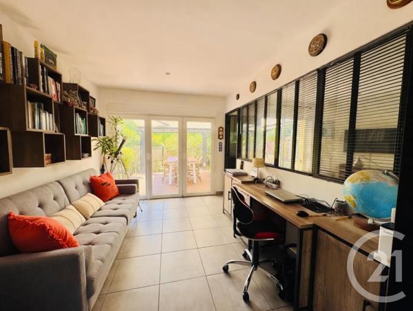 Maison à vendre  5 pièces - 113 m 2   HOURTIN  - 33