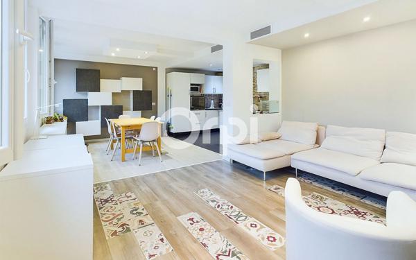 Appartement à vendre    3 pièces • 84,60 m2 Mandelieu-la-Napoule