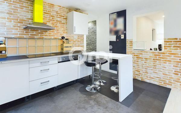 Appartement à vendre    3 pièces • 84,60 m2 Mandelieu-la-Napoule