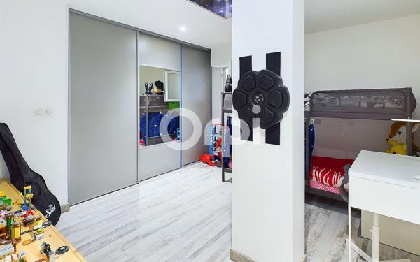 Appartement à vendre    3 pièces • 84,60 m2 Mandelieu-la-Napoule