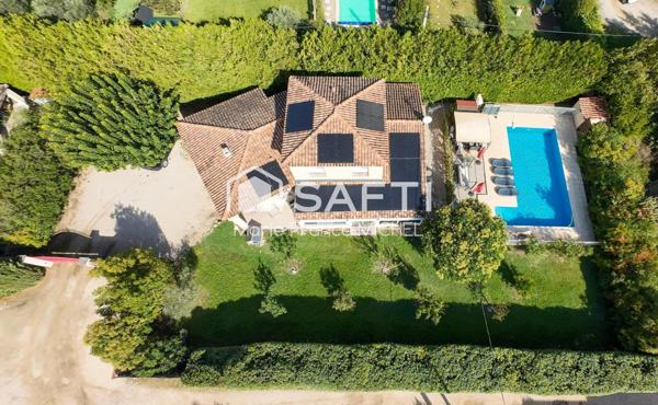 Propriété provençale de 165 m² avec piscine, à quelques pas du village