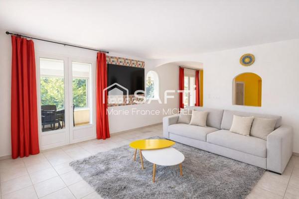 Propriété provençale de 165 m² avec piscine, à quelques pas du village