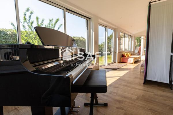 Propriété provençale de 165 m² avec piscine, à quelques pas du village