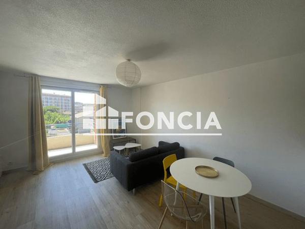 Location Appartement 2 pièces 42.3 m² - 26 RUE DE LA POUDRIERE Albi 81000