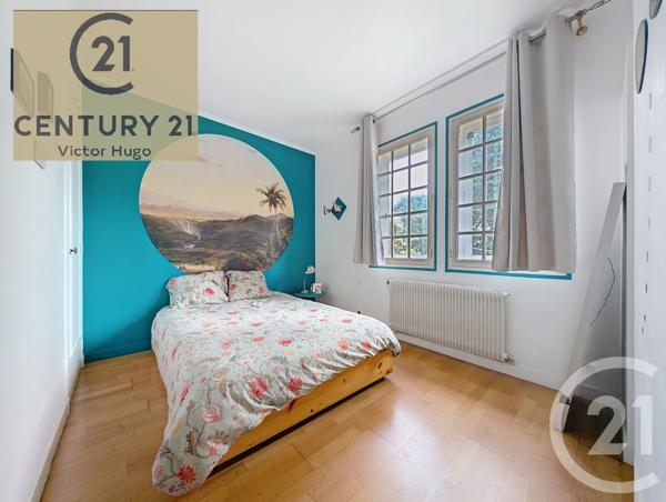 Maison à vendre  7 pièces - 172,69 m 2   PANAZOL  - 87