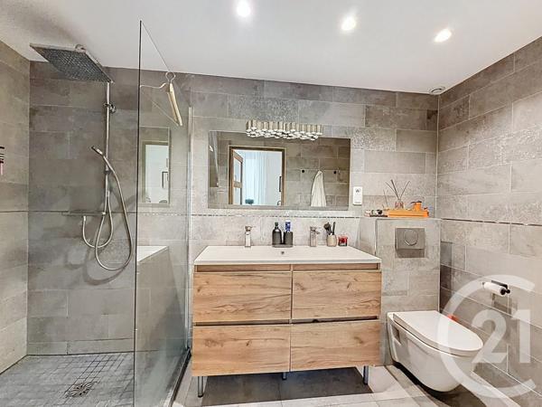 Appartement F3 à vendre  3 pièces - 81 m2 LYON - 69006