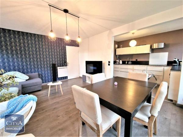 Appartement à louer 2 pièces 47.96m²