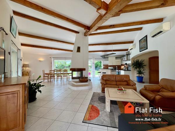 PROPRIETE UNIQUE EN PROVENCE A SAISIR ! URGENT!