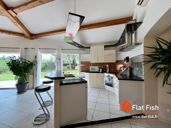 PROPRIETE UNIQUE EN PROVENCE A SAISIR ! URGENT!