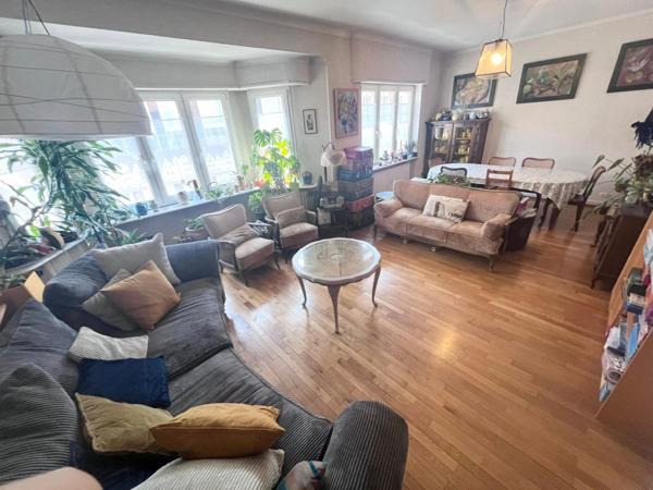 Appartement triplex de 156m² environ avec terrasses et annexe - Sarreguemines