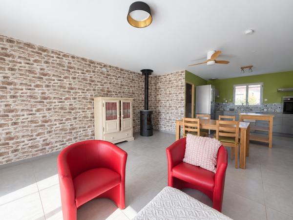 Maison
         4 pièces
        - 82 m² Exclusivité 192 000 €*