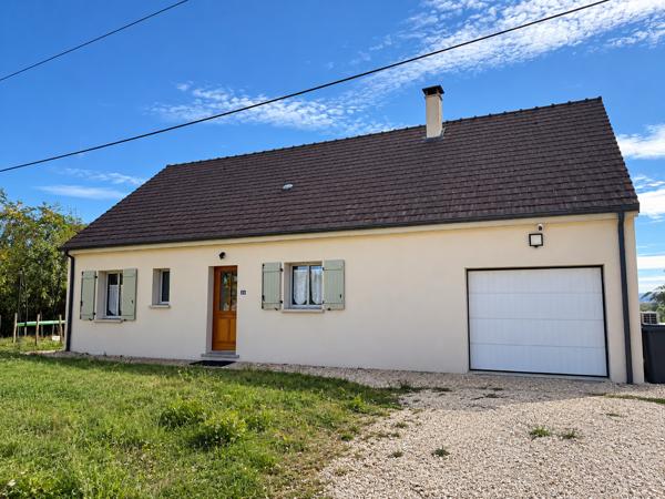 Maison
         4 pièces
        - 82 m² Exclusivité 192 000 €*