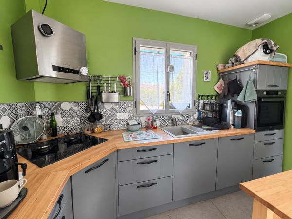 Maison
         4 pièces
        - 82 m² Exclusivité 192 000 €*