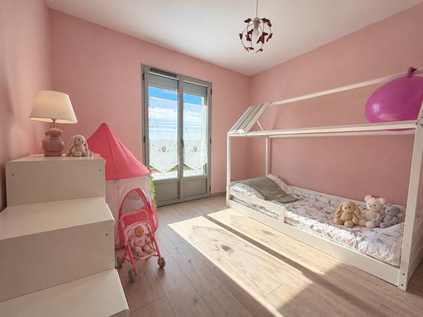 Maison
         4 pièces
        - 82 m² Exclusivité 192 000 €*