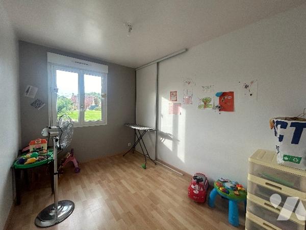 Maison de plain-pied sur la commune de MESSEI. REF :V1059