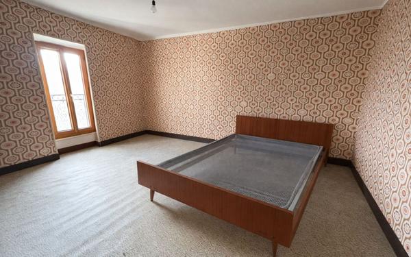 Maison à vendre    5 pièces •  Marseillette