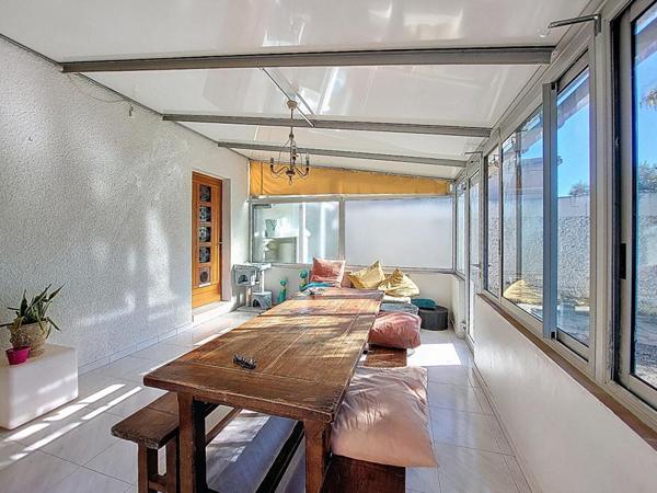 Maison de plain-pied avec fort potentiel Terrain 931 m² Exposition plein sud