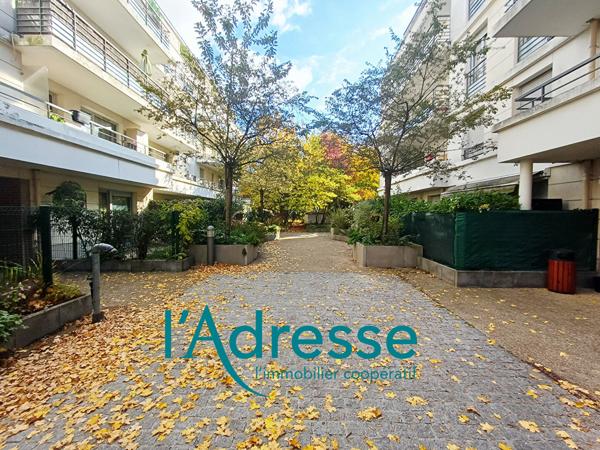 Très Proche RER A et commodités