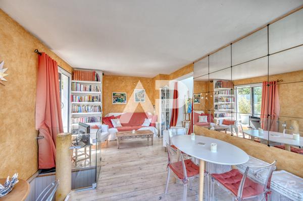 Appartement duplex Rueil Malmaison 6 pièce(s) 102.22 m2 €660 000 ** - Référence 19166