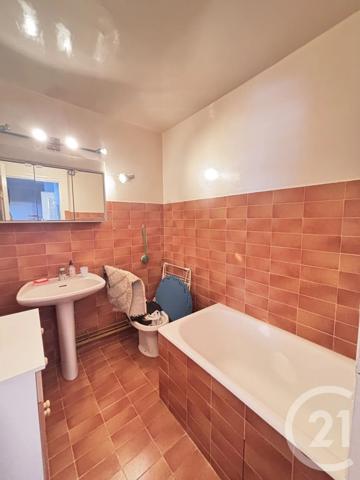Appartement T2 à vendre  2 pièces - 45,01 m 2   RISOUL  - 05