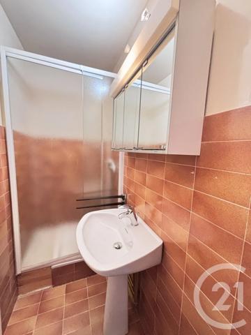 Appartement T2 à vendre  2 pièces - 45,01 m 2   RISOUL  - 05