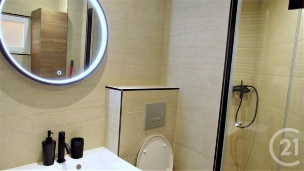 Appartement F2 à vendre  2 pièces - 32 m 2   CANNES  - 06