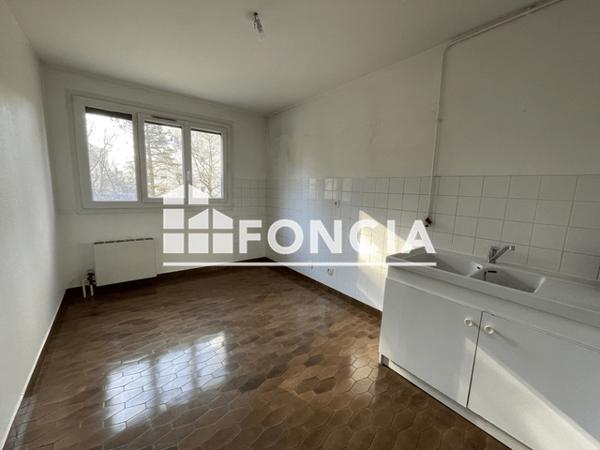 Location Appartement 3 pièces 78.32 m² - L'ERMITAGE Saint Martin D'heres 38400