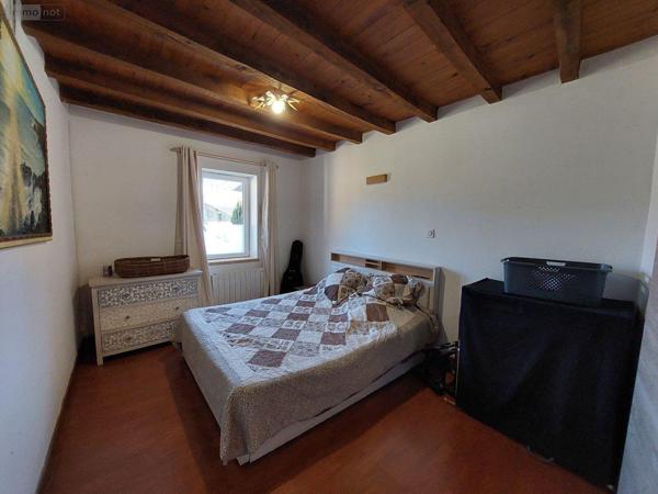 Maison rurale à vendre à Lalinde en Dordogne (24150), ref : 18113/146