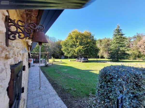 Maison rurale à vendre à Lalinde en Dordogne (24150), ref : 18113/146