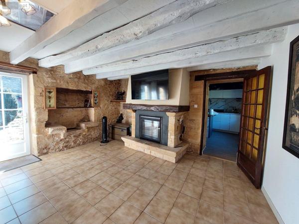Maison rurale à vendre à Lalinde en Dordogne (24150), ref : 18113/146