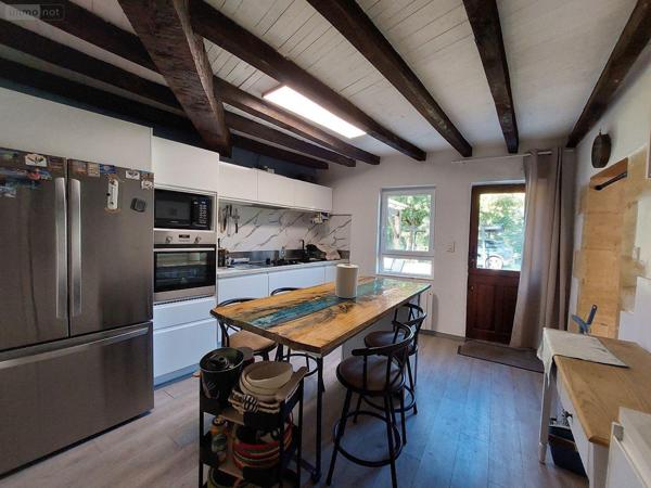 Maison rurale à vendre à Lalinde en Dordogne (24150), ref : 18113/146