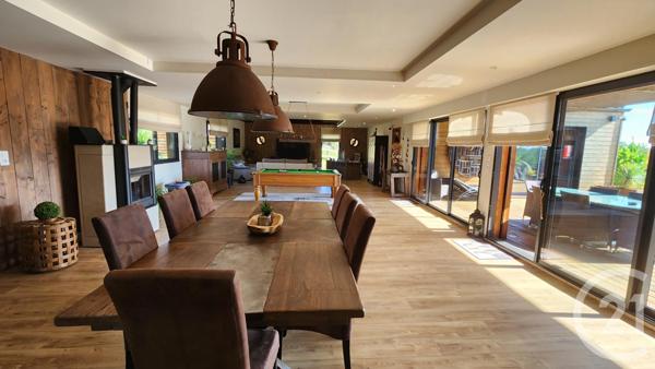 Maison à vendre  8 pièces - 211 m2 MEYRALS - 24