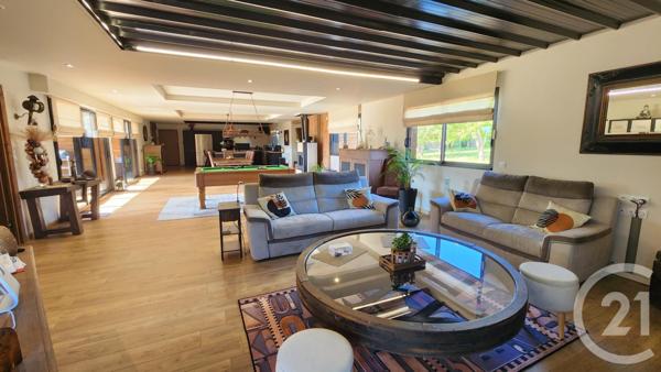 Maison à vendre  8 pièces - 211 m2 MEYRALS - 24