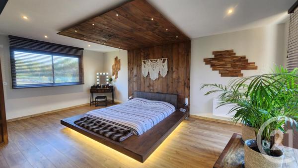 Maison à vendre  8 pièces - 211 m2 MEYRALS - 24