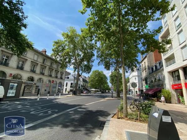 Appartement à louer 1 pièce 35m² Tours (37000)