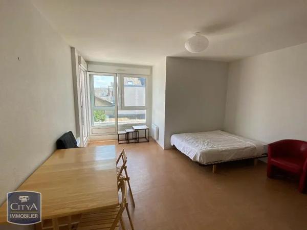 Appartement à louer 1 pièce 35m² Tours (37000)