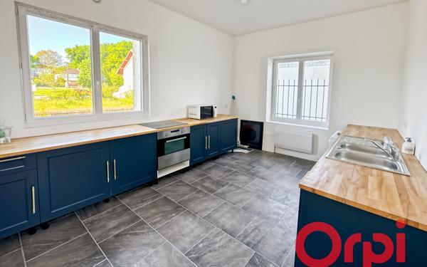 Maison à vendre    6 pièces •  Vallenay