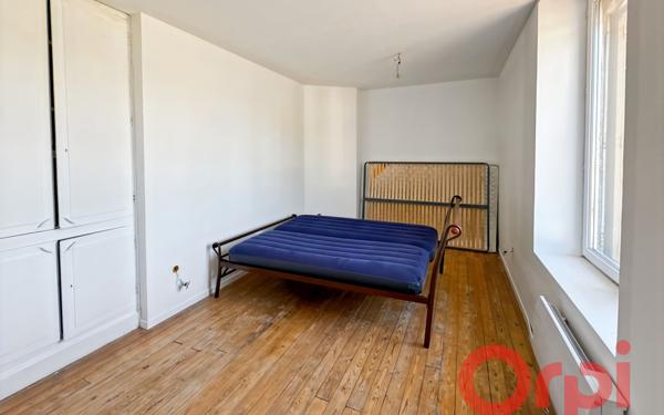 Maison à vendre    6 pièces •  Vallenay