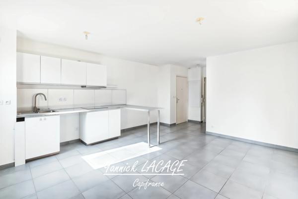 T3 avec terrasse – Résidence récente et sécurisée – Marseille 11