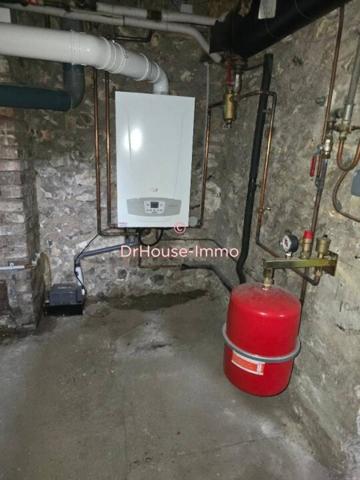 Immeuble à vendre 9 pièces de 235 m²