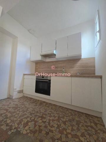 Immeuble à vendre 9 pièces de 235 m²