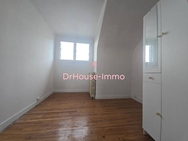 Immeuble à vendre 9 pièces de 235 m²