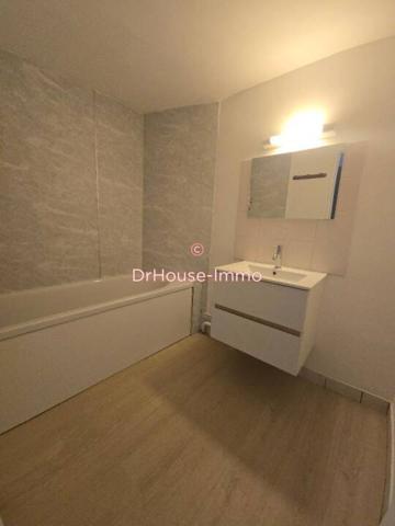 Immeuble à vendre 9 pièces de 235 m²