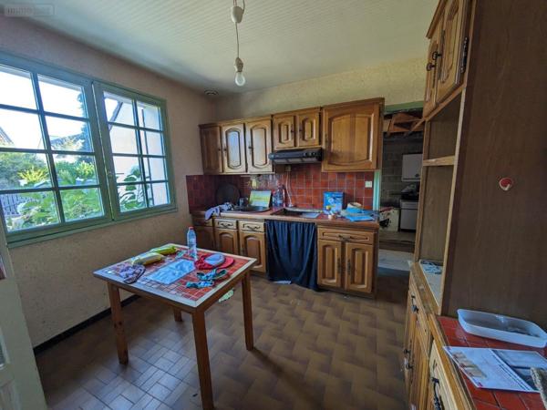 Maison à vendre à Changé dans la Sarthe (72560), ref : CHMA50