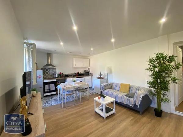 Appartement à louer 2 pièces 43m² Laon (02000)