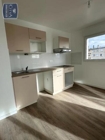 Appartement à louer 3 pièces 67.66m² Caen (14000)