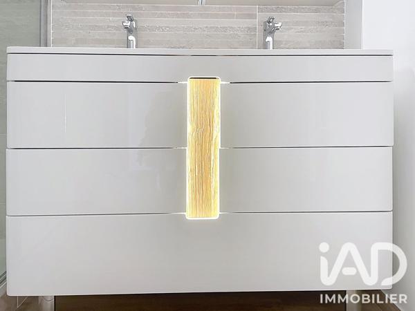 Appartement à vendre 4 pièces 77 m² Hyères