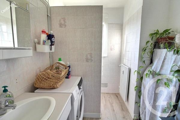 Appartement F3 à vendre  3 pièces - 54,35 m 2   CHATEAU THIERRY  - 02