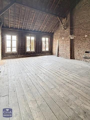 Immeuble à vendre 200m² Cambrai (59400)
