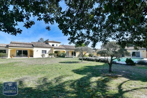 Maison à vendre 8 pièces 240m²